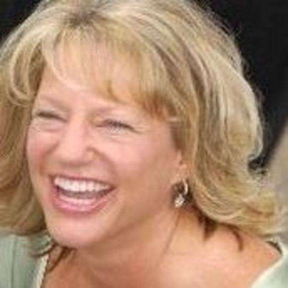 Meet your Posher, Kate - Picture 1 of 1